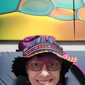 Meet your Posher, Angie